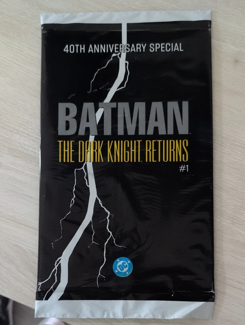 DC Batman The Dark Knight Returns 40th Anniversary BLIND Comic Fanexpo Exclusive